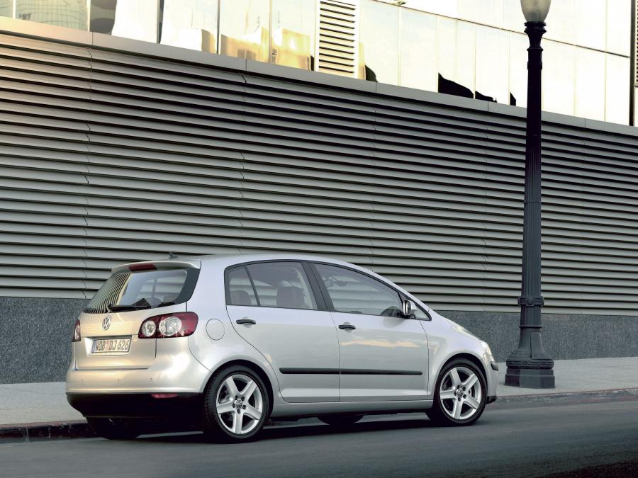  Volkswagen Golf Plus 2005 года  (фото 25 из 88)